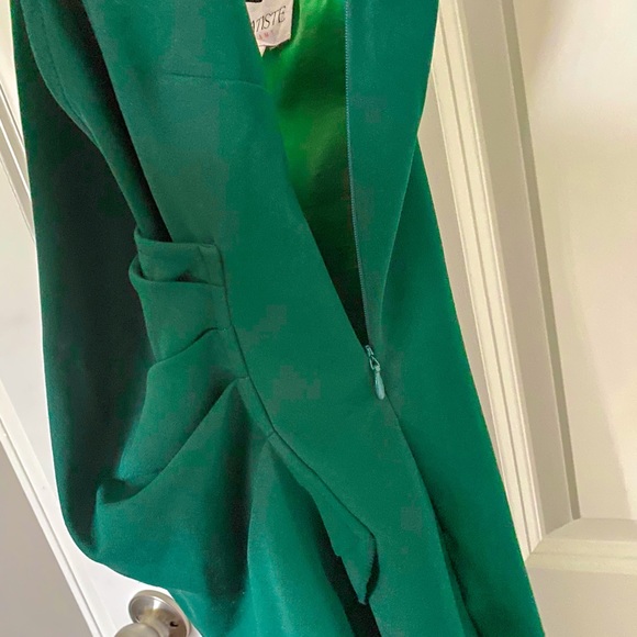 Emerald Green Mini Dress - Picture 4 of 4